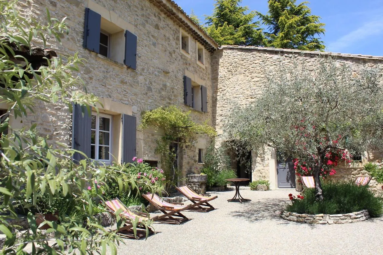 Bed and Breakfast Les Logis De Paban Crestet 0*,  Francia